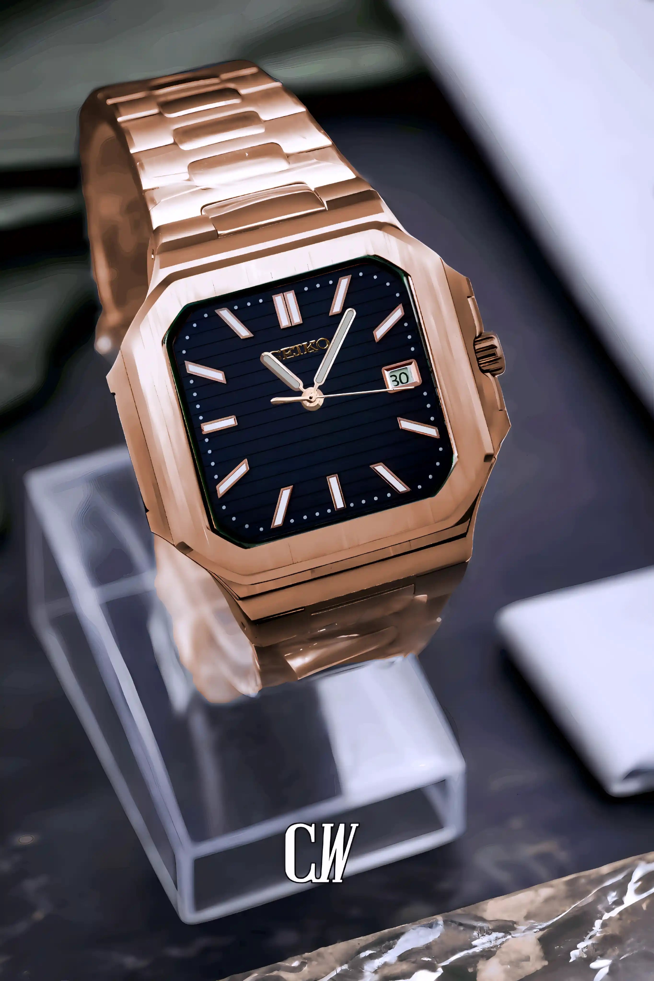 Seikocubitus mod watch rose gold black