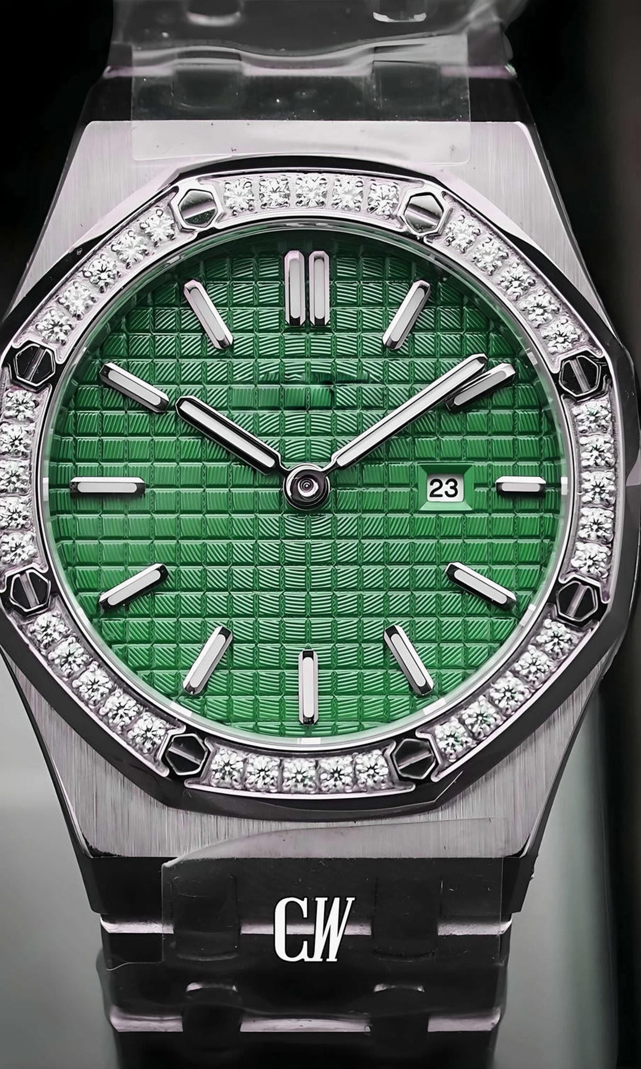 Ladies mod Royal Seikoak watch iced 'green' - Circa Watch Labs