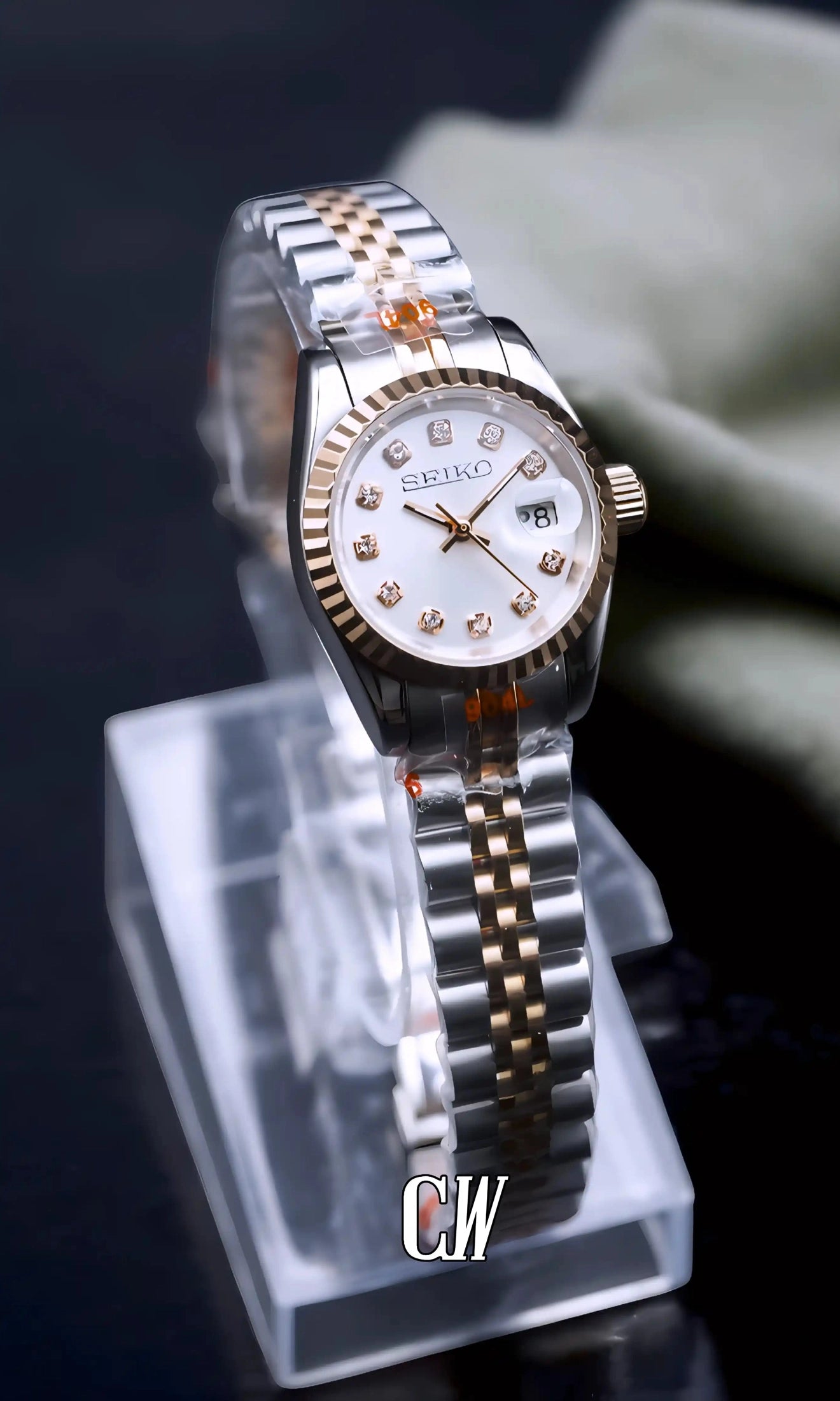 Ladies Seikojust mod watch 26mm two tone rose gold - Circa Watch Labs