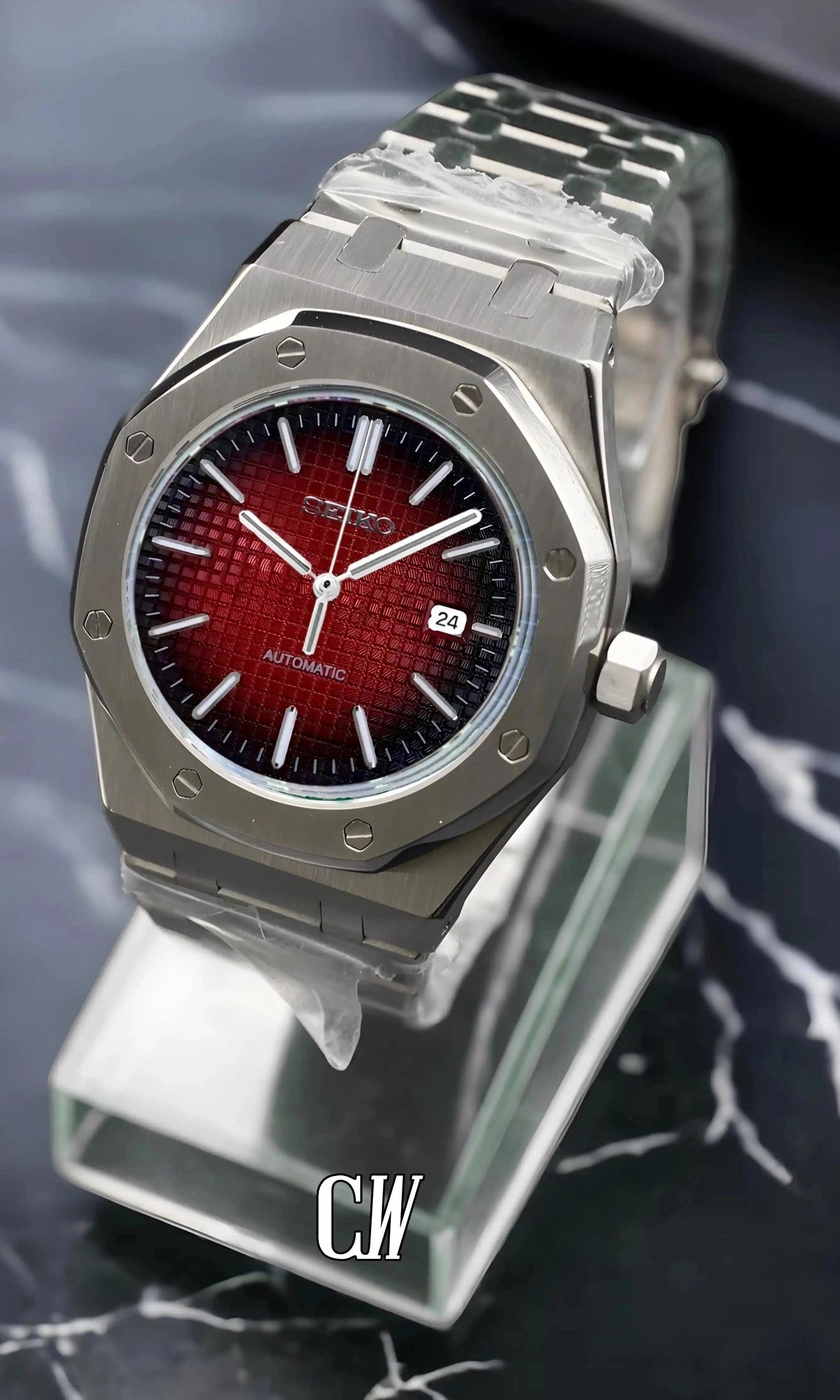 Mod Royal Seikoak watch red - Circa Watch Labs