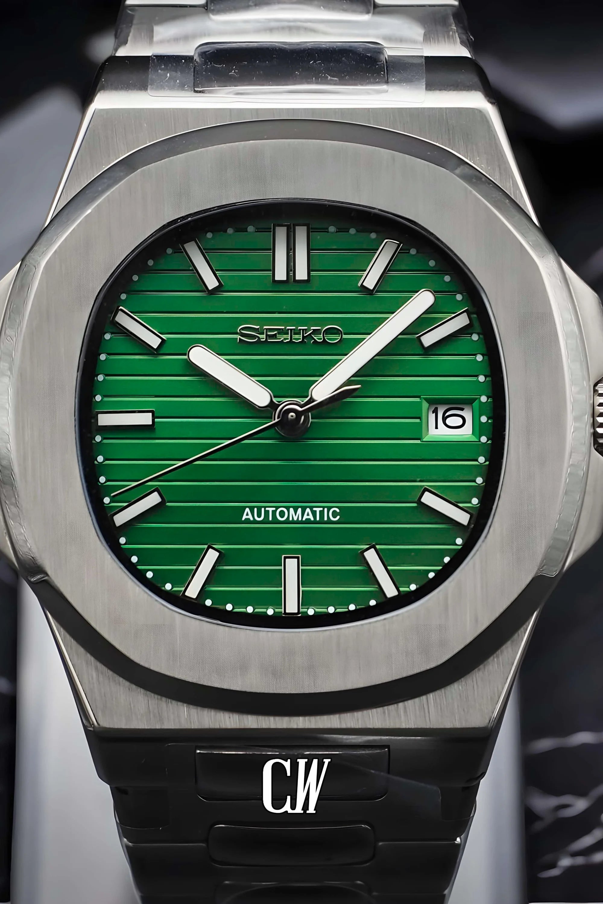 Seikonautilus mod watch green - Circa Watch Labs