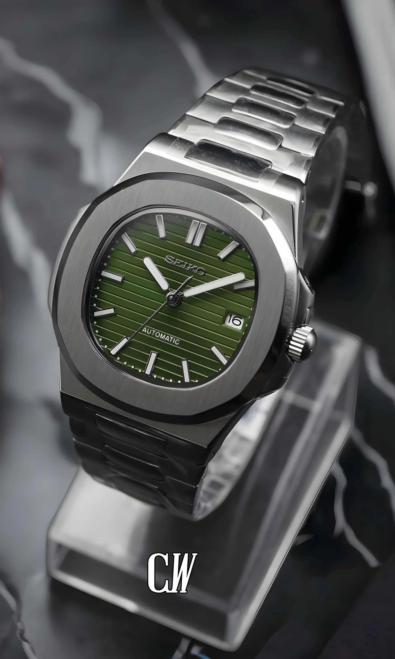Seikonautilus mod watch olive green - Circa Watch Labs