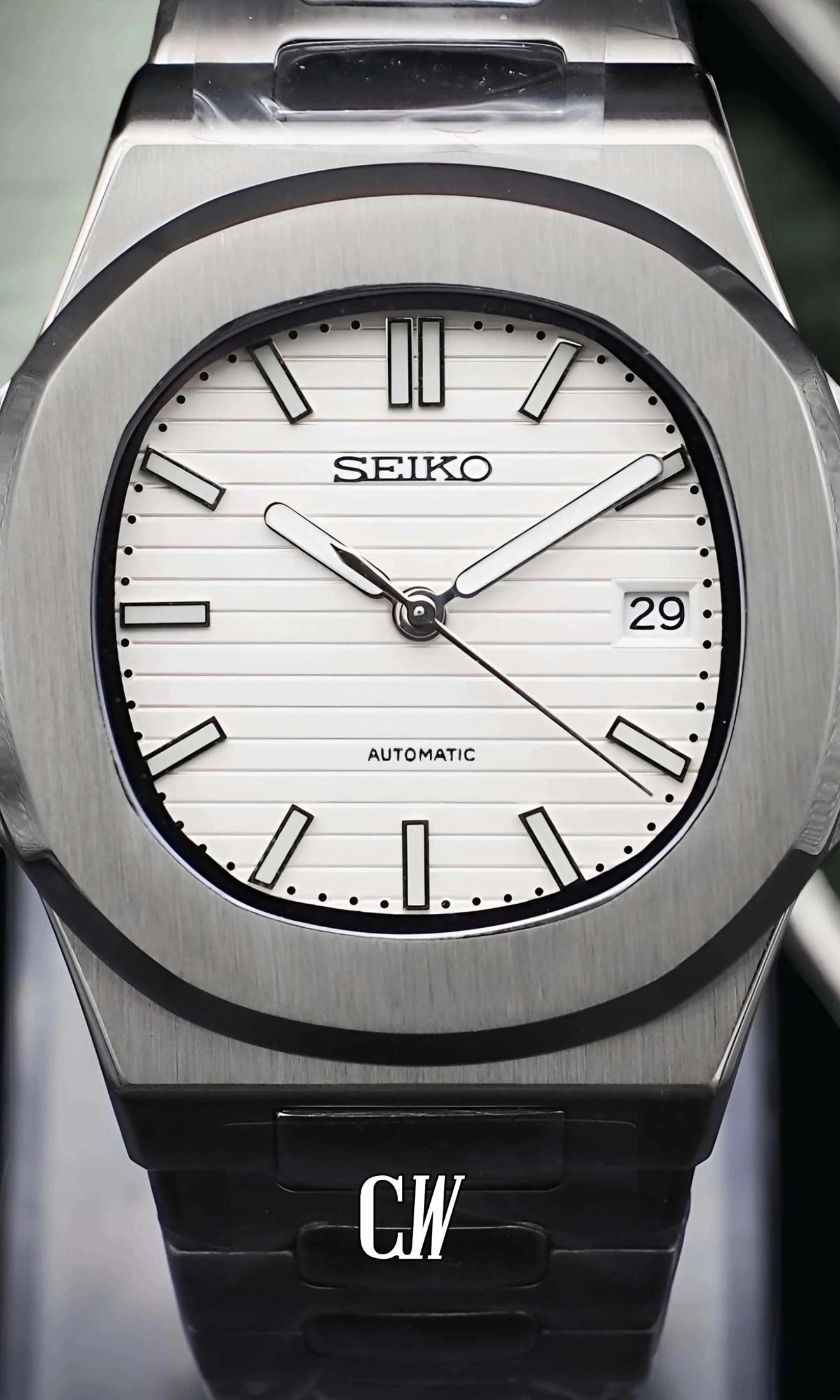 seiko mod Seikonautilus mod watch white