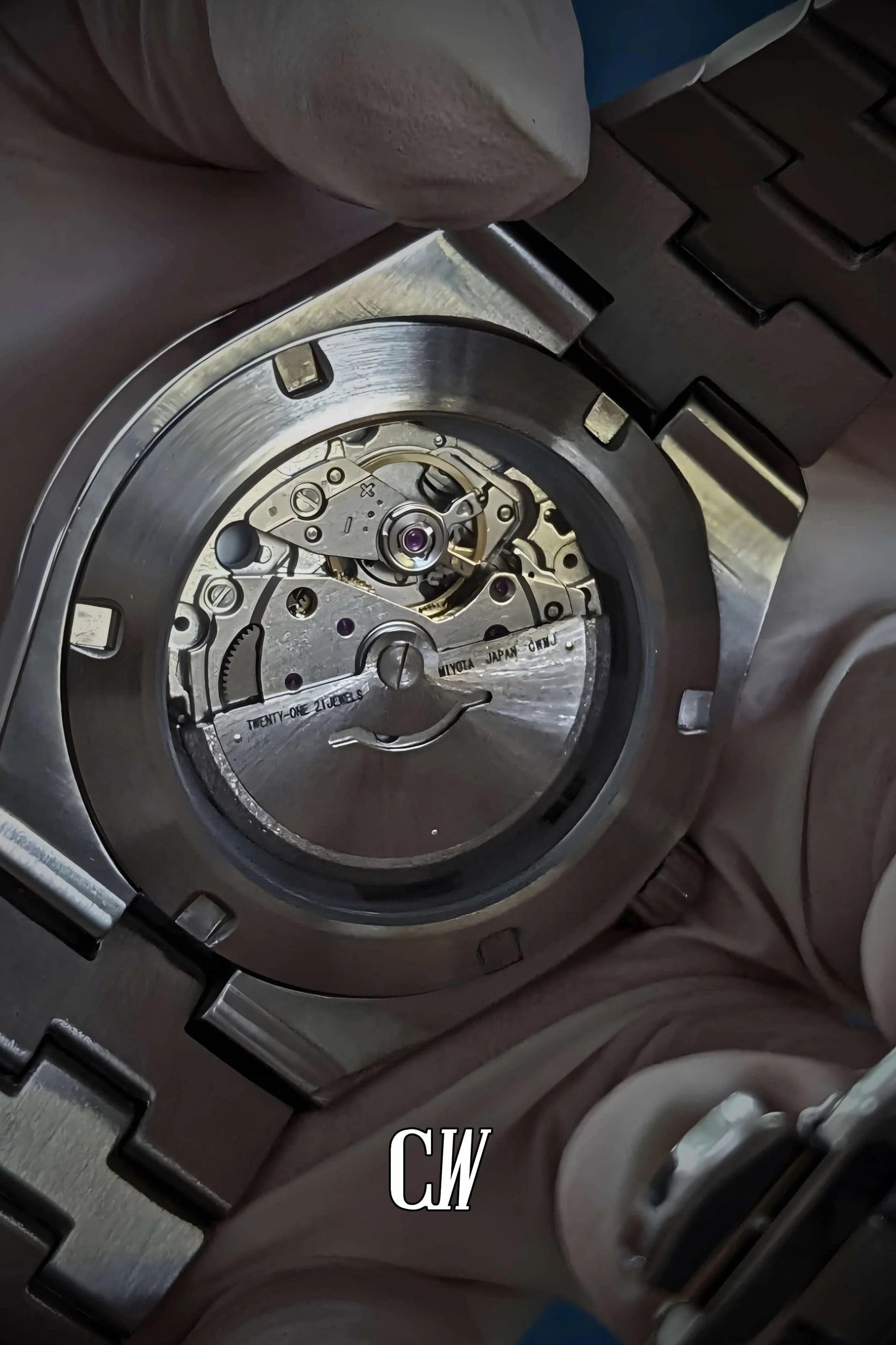 Seikoverseas mod homage automatic watch - Circa Watch Labs seiko mod