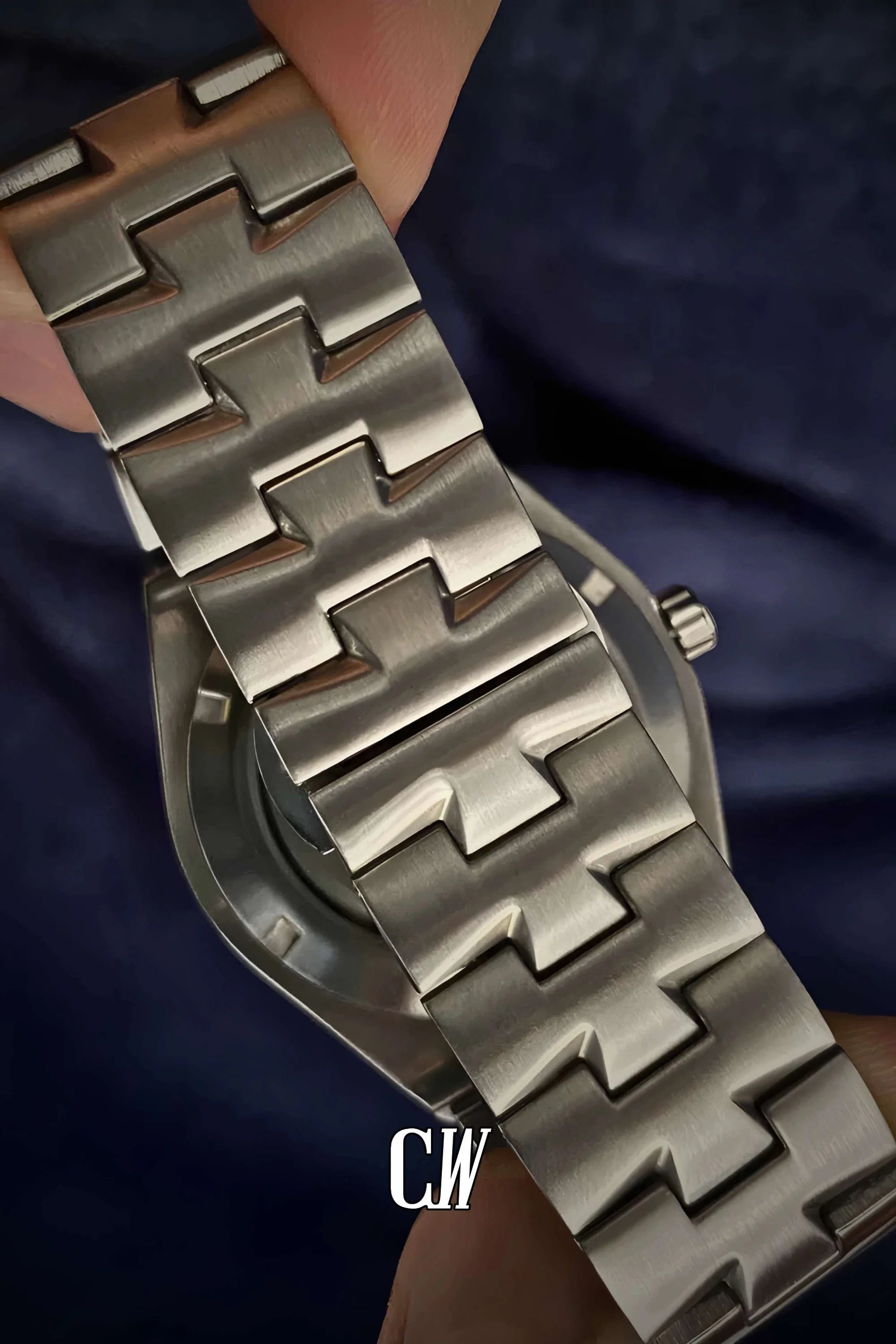 Seikoverseas mod homage automatic watch - Circa Watch Labs seiko mod