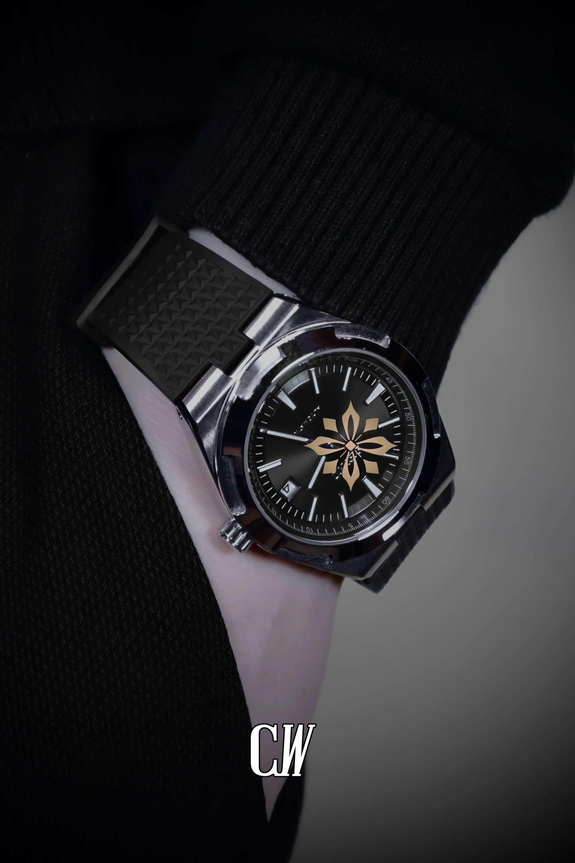 Seikoverseas mod homage automatic watch - Circa Watch Labs seiko mod