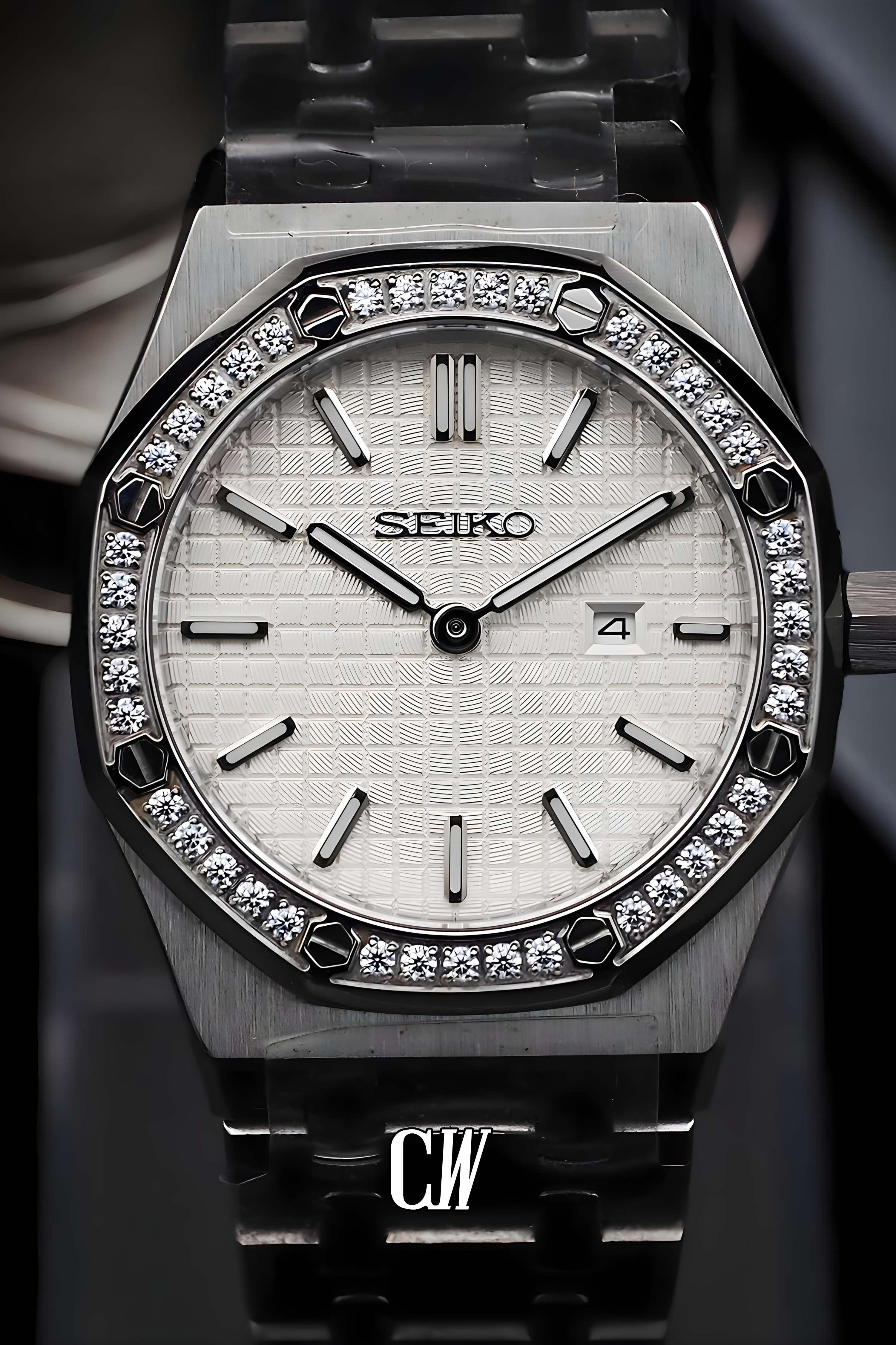 Ladies Mod Royal Seikoak watch 'White' - Circa Watch Labs