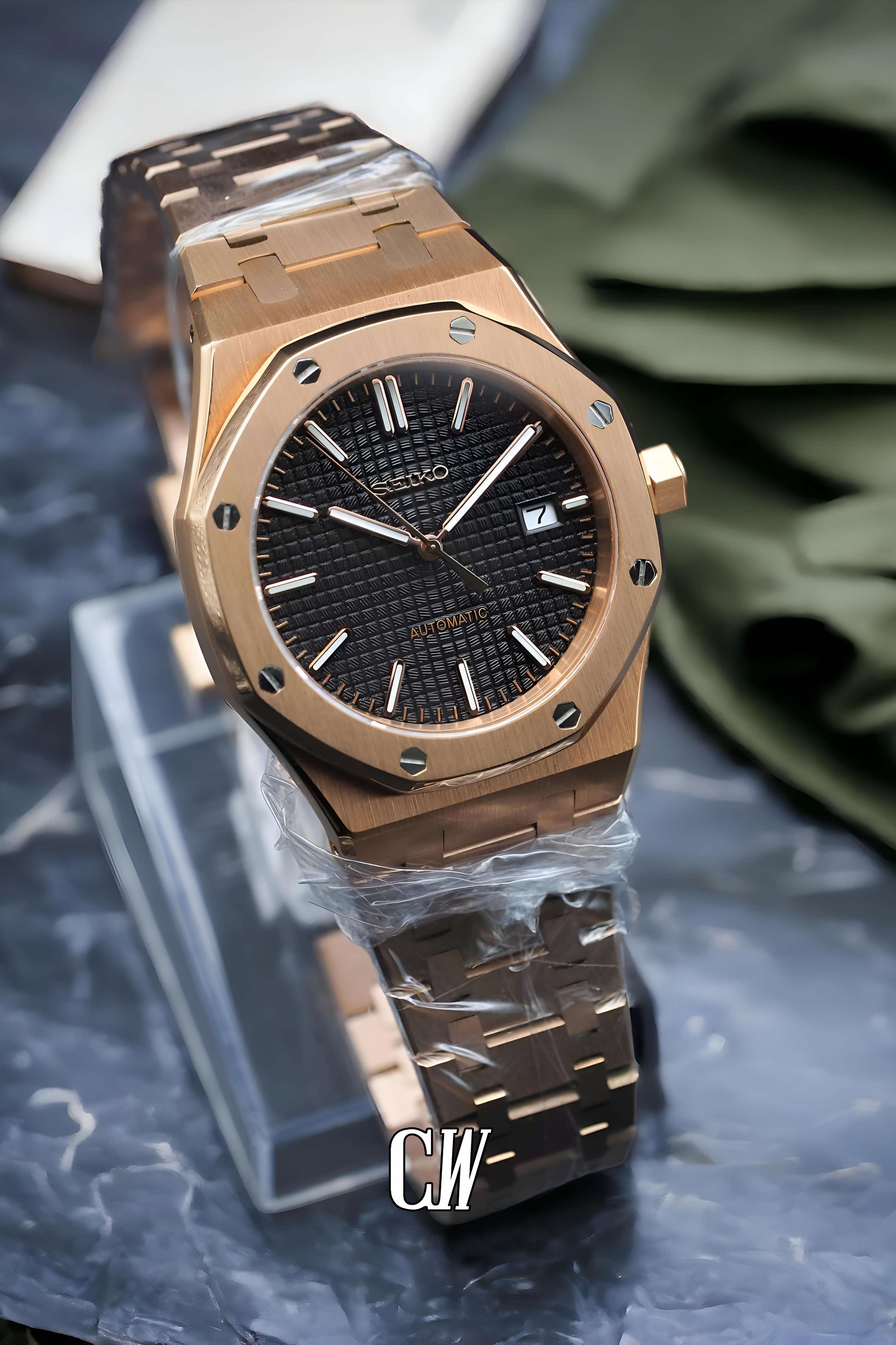 Mod Royal Seikoak watch 'Rose gold' - Circa Watch Labs