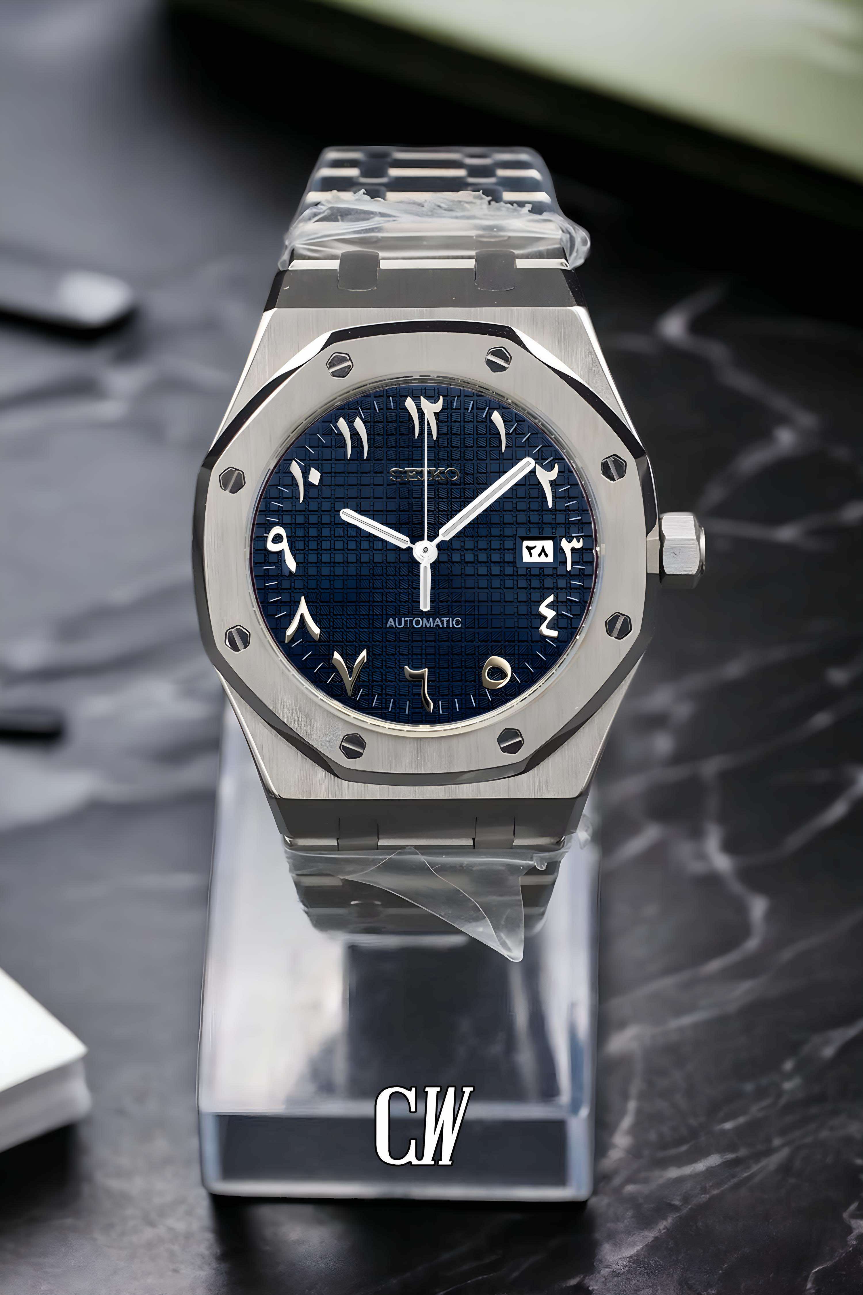 Mod Royal Seikoak automatic watch 'navy blue' arabic