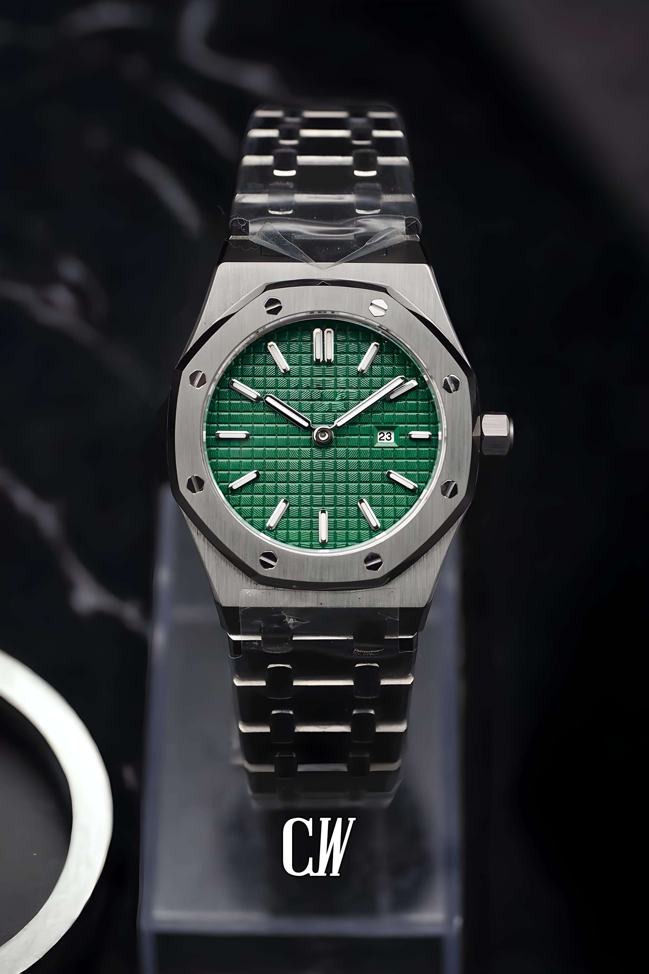 Ladies mod Royal Seikoak watch 'Green'
