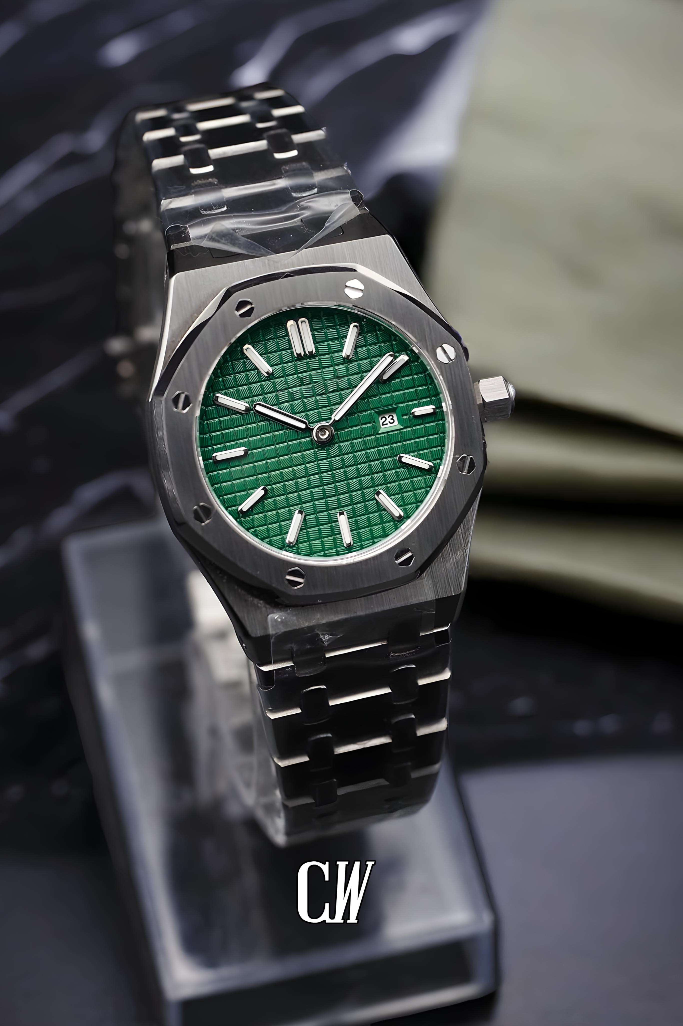 Ladies mod Royal Seikoak watch 'Green'