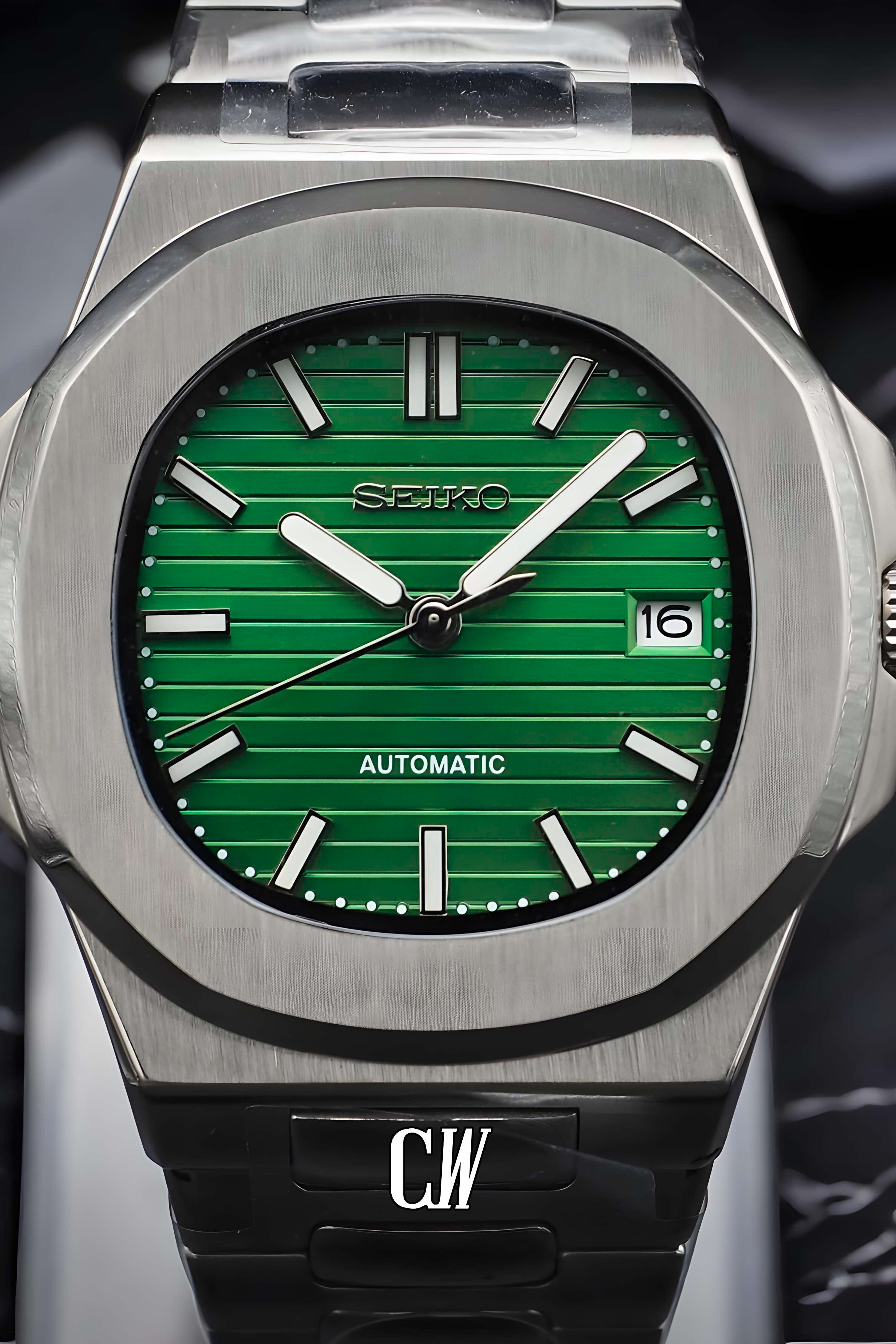 Seikonautilus mod watch green