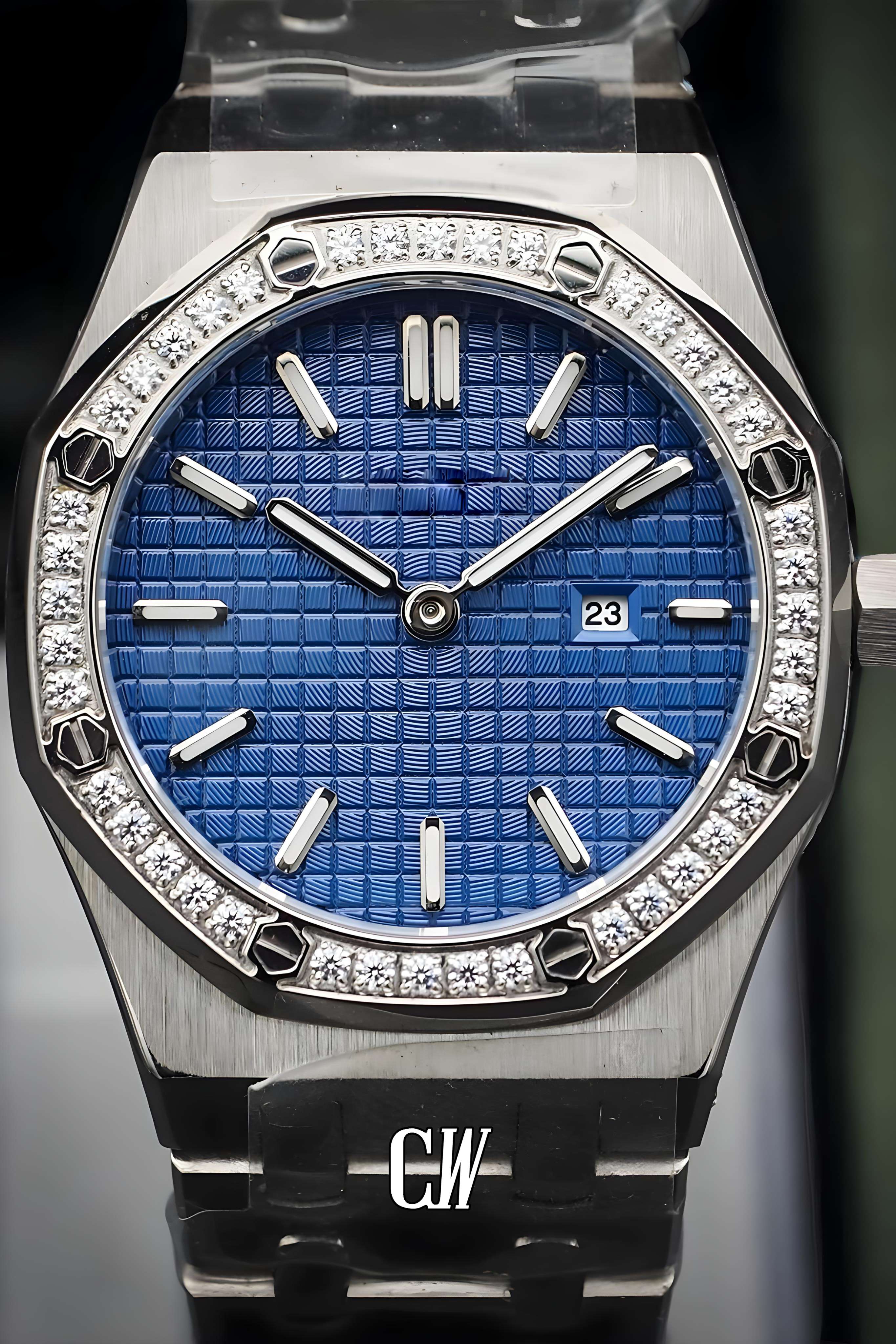 Ladies mod Royal Seikoak watch iced 'blue'