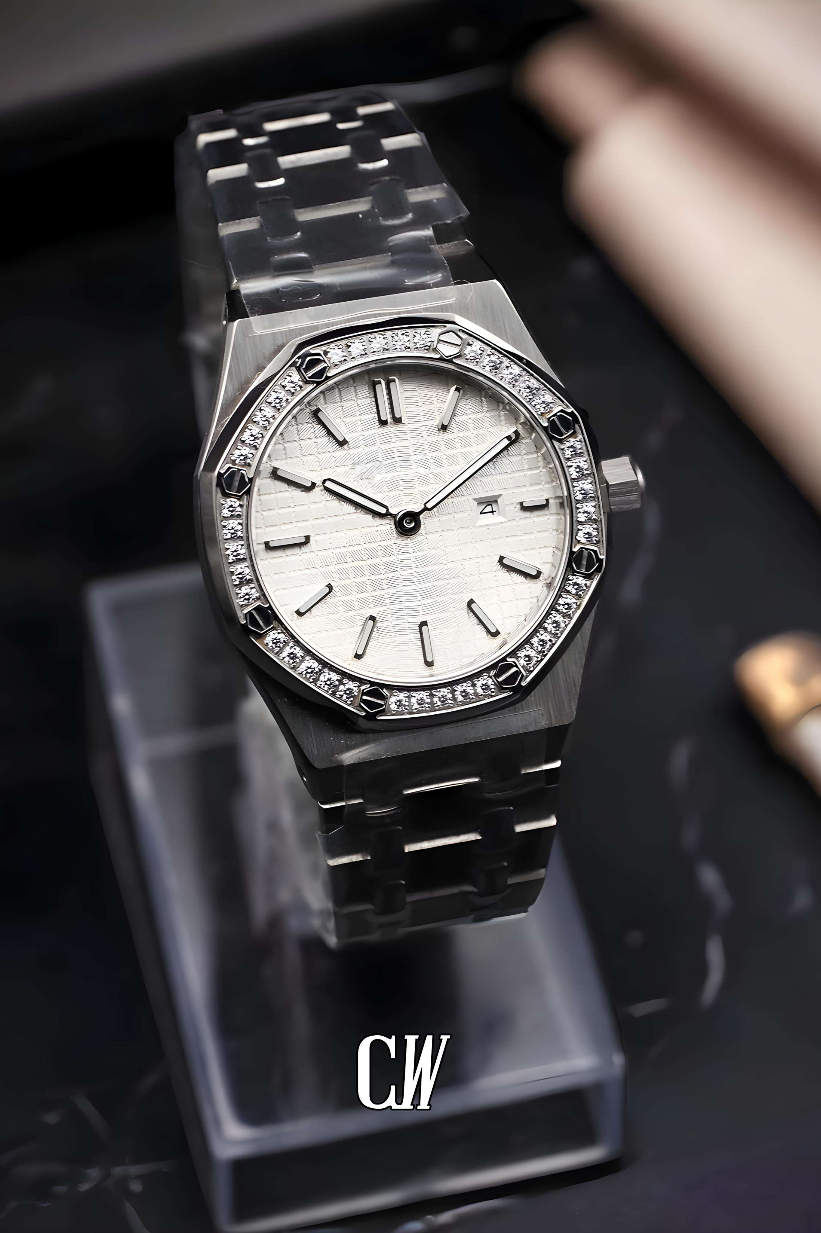 Ladies mod Royal Seikoak watch iced 'white'