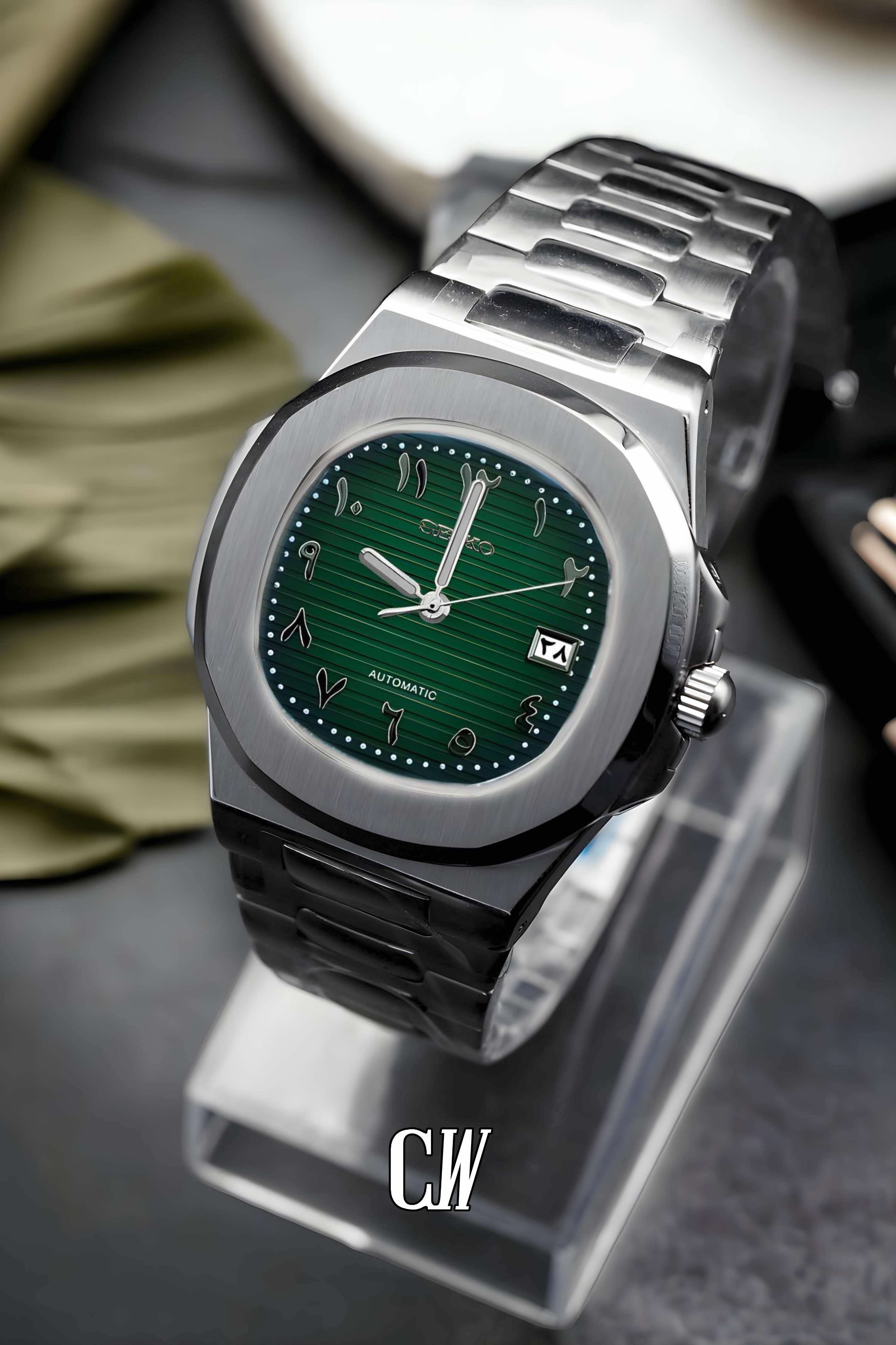 Seikonautilus mod watch arabic green