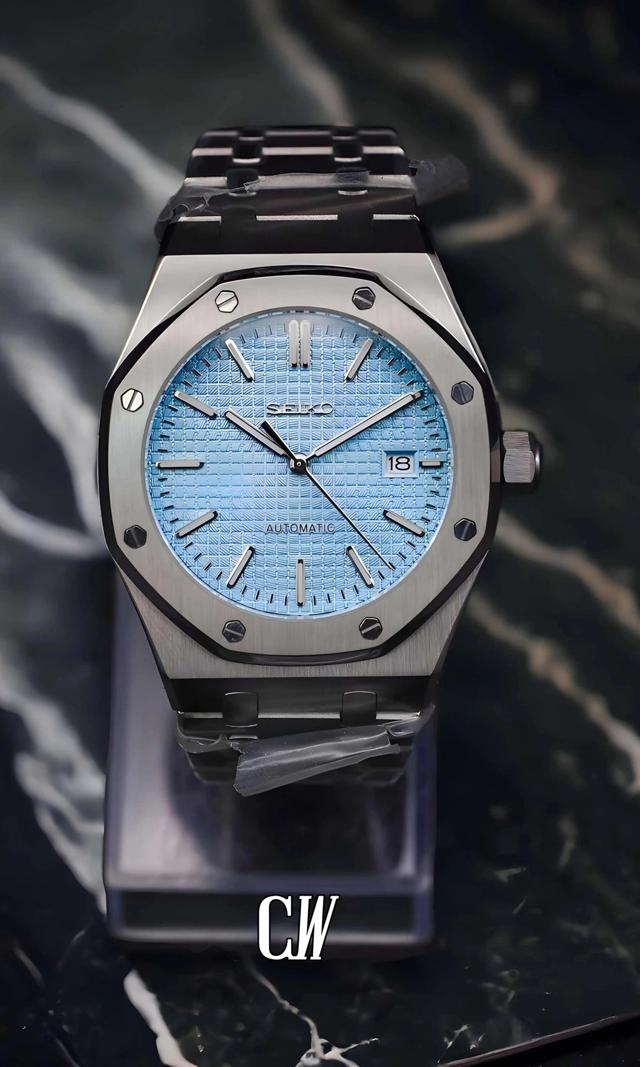 Oak mod automatic watch 'ice blue'-Circa Watch Labs