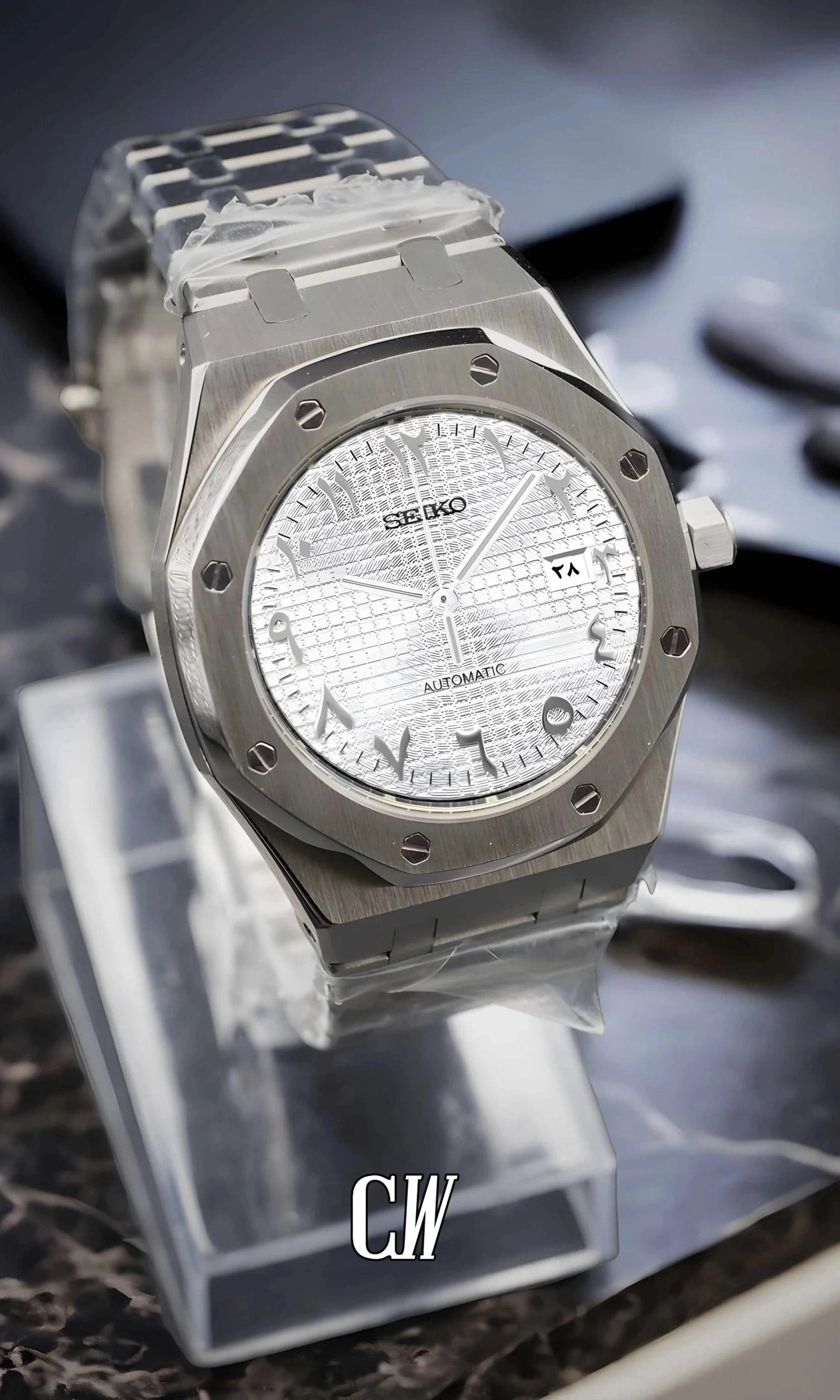 Oak mod automatic watch 'white' arabic-Circa Watch Labs