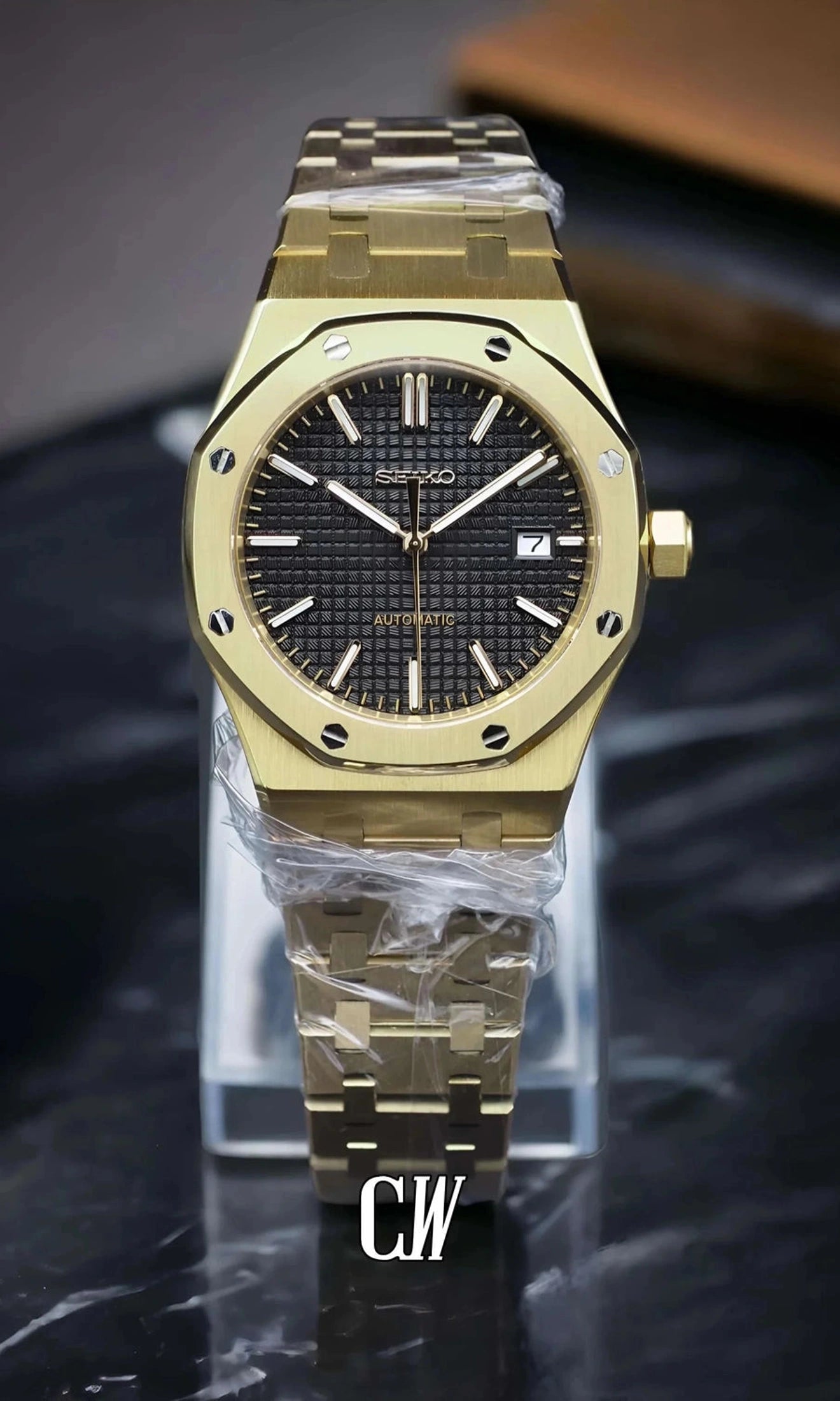 Oak mod watch 'Yellow Gold'-Circa Watch Labs