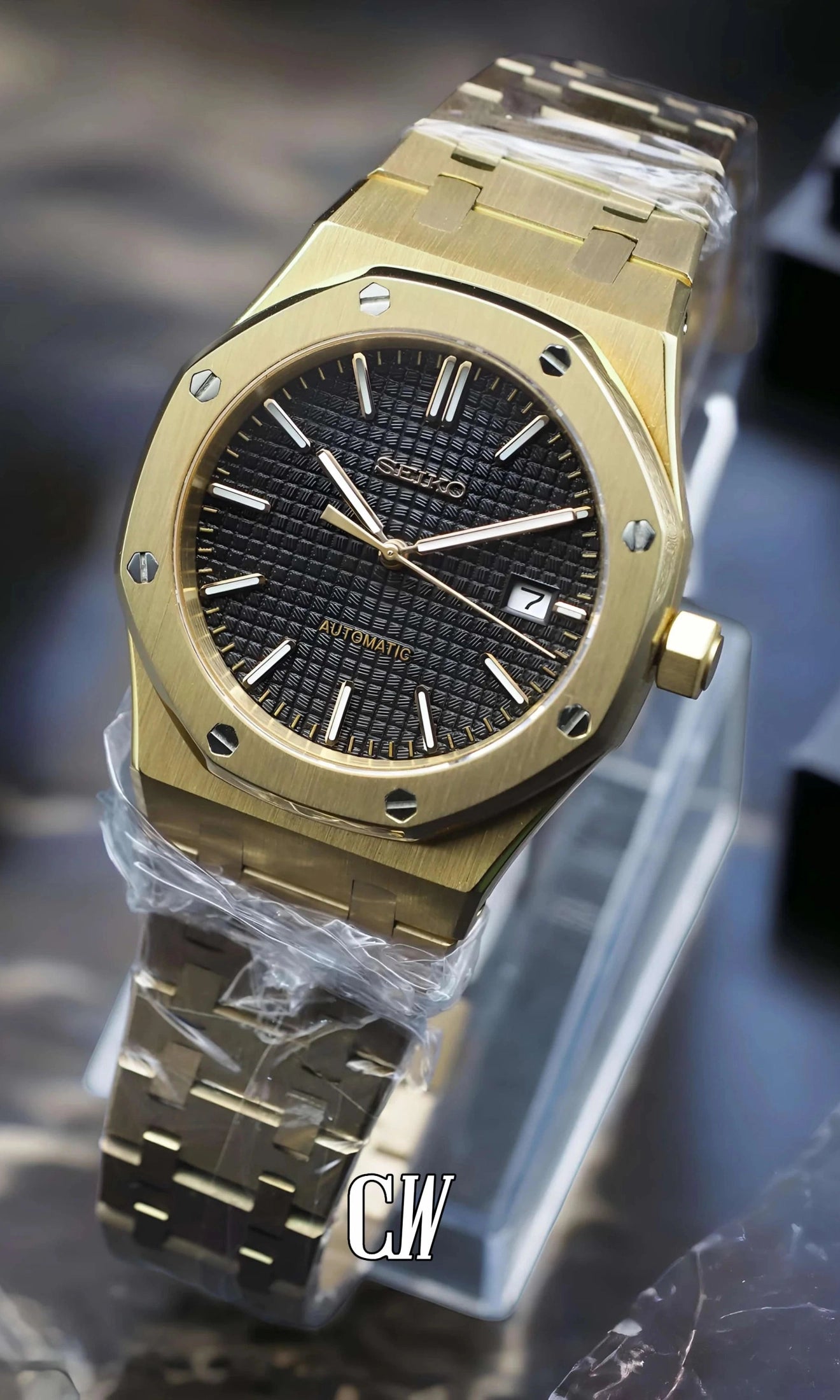 Oak mod watch 'Yellow Gold'-Circa Watch Labs