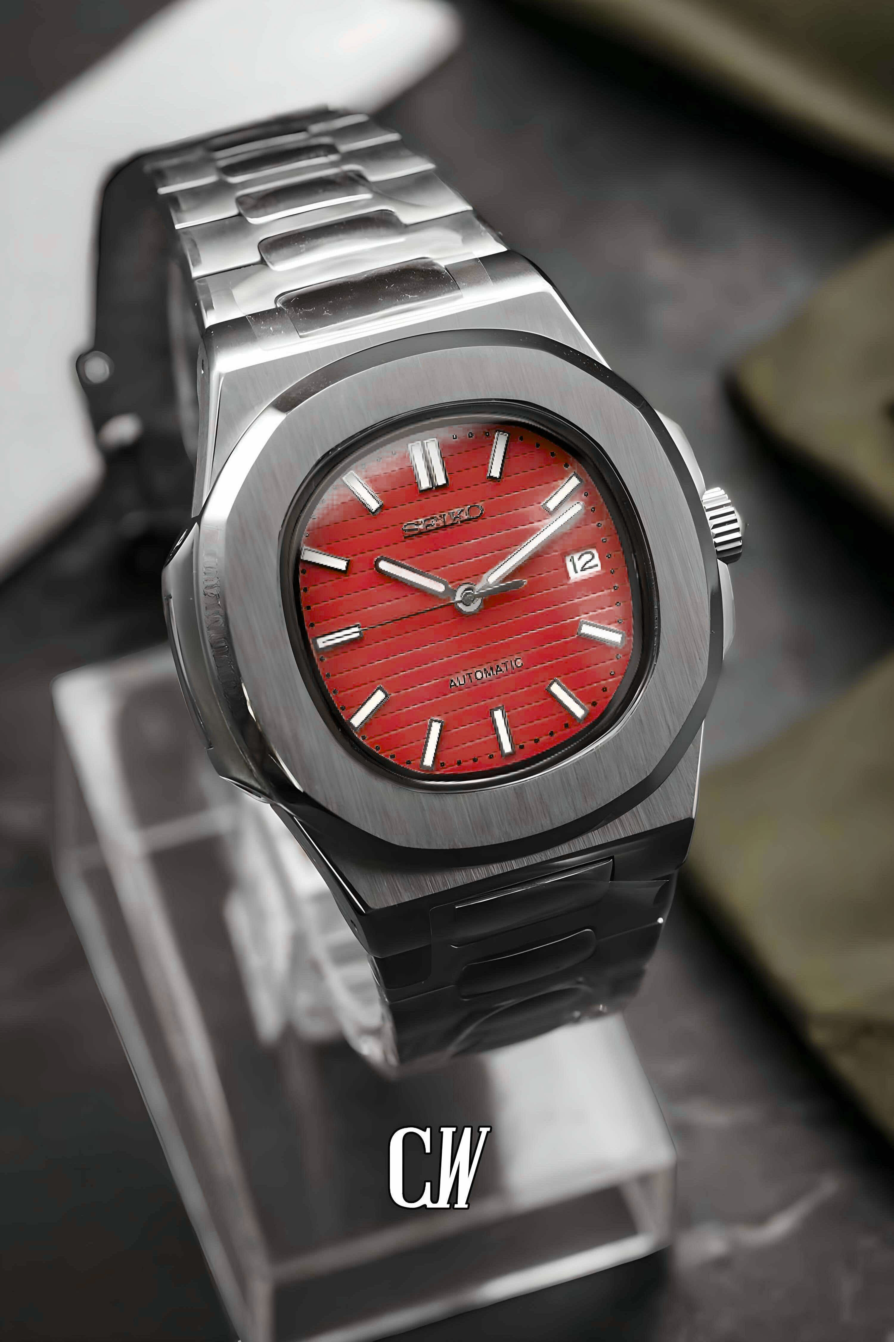 Seikonautilus mod watch red silver