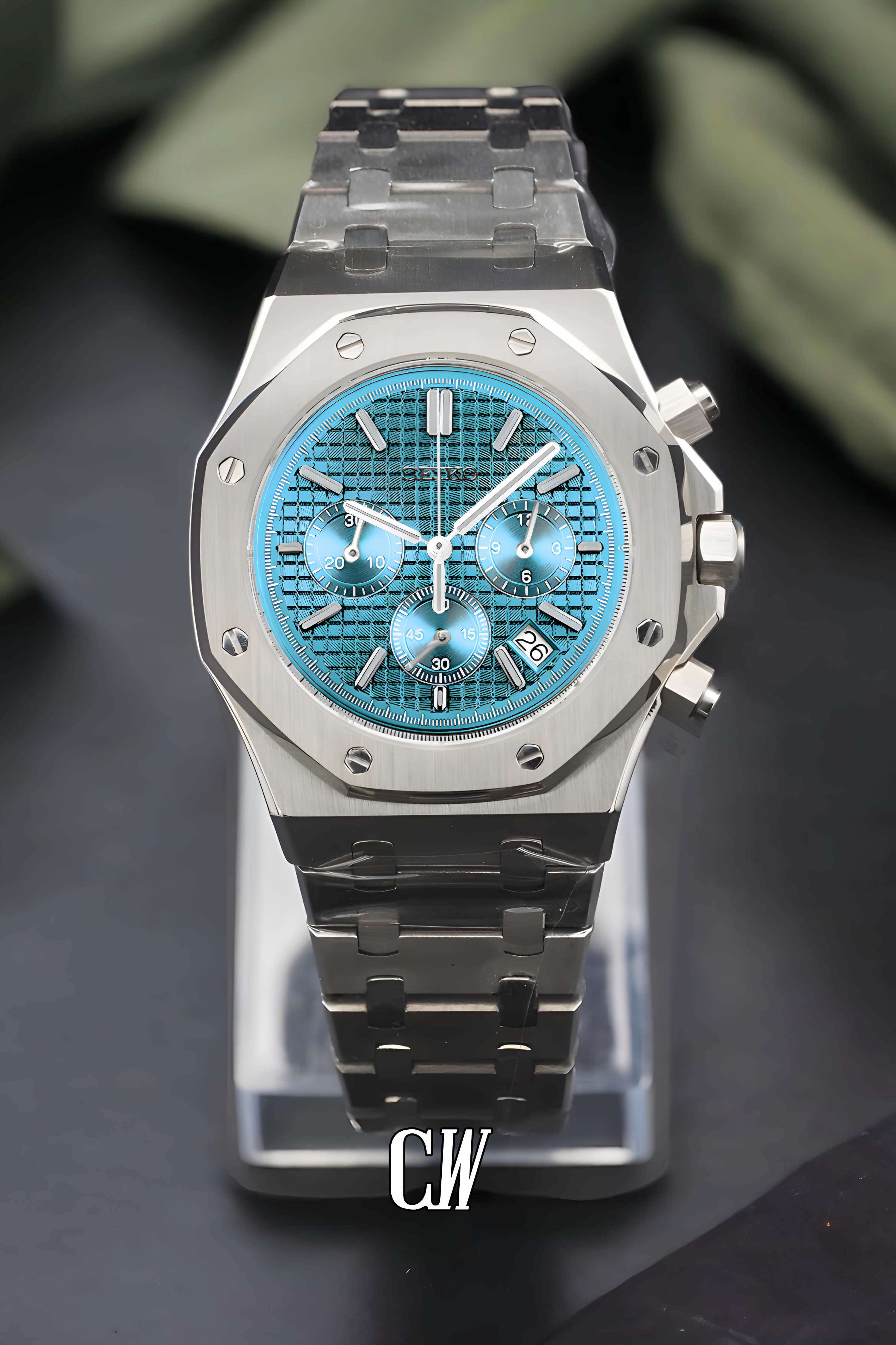 Mod Royal Seikoak chronograph ice blue watch