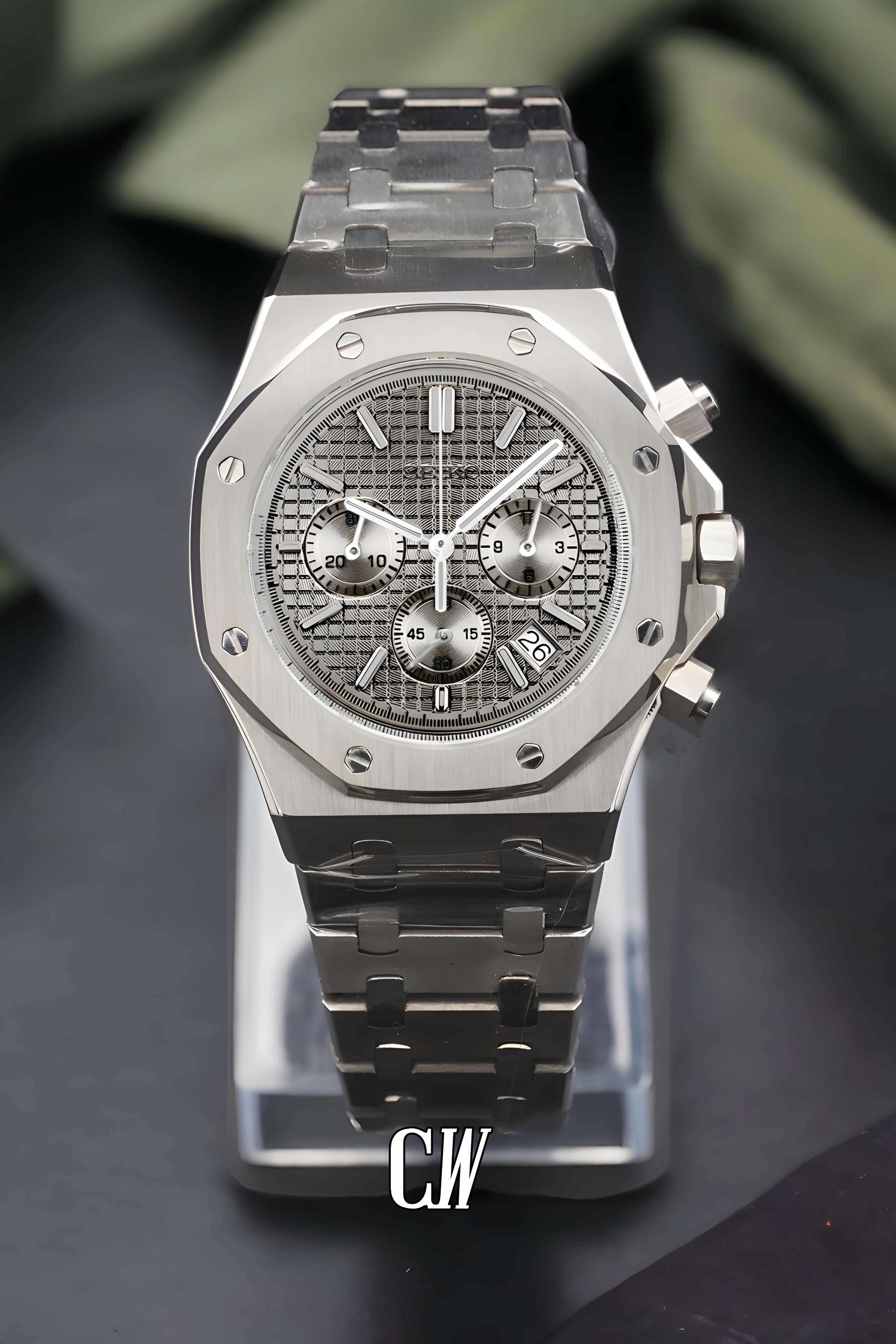 Mod Royal Seikoak chronograph silver watch