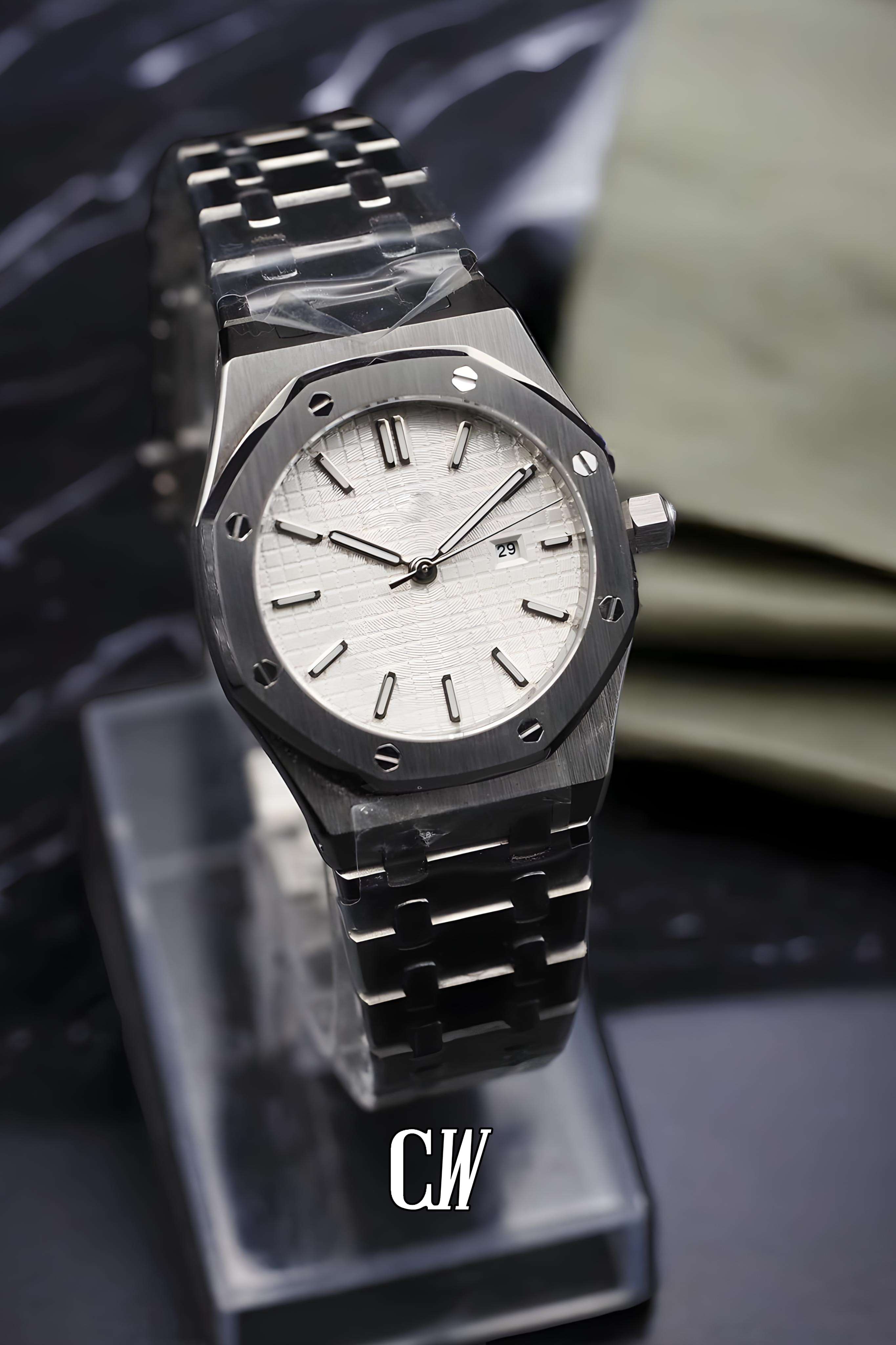 Ladies mod Royal Seikoak watch 'white'