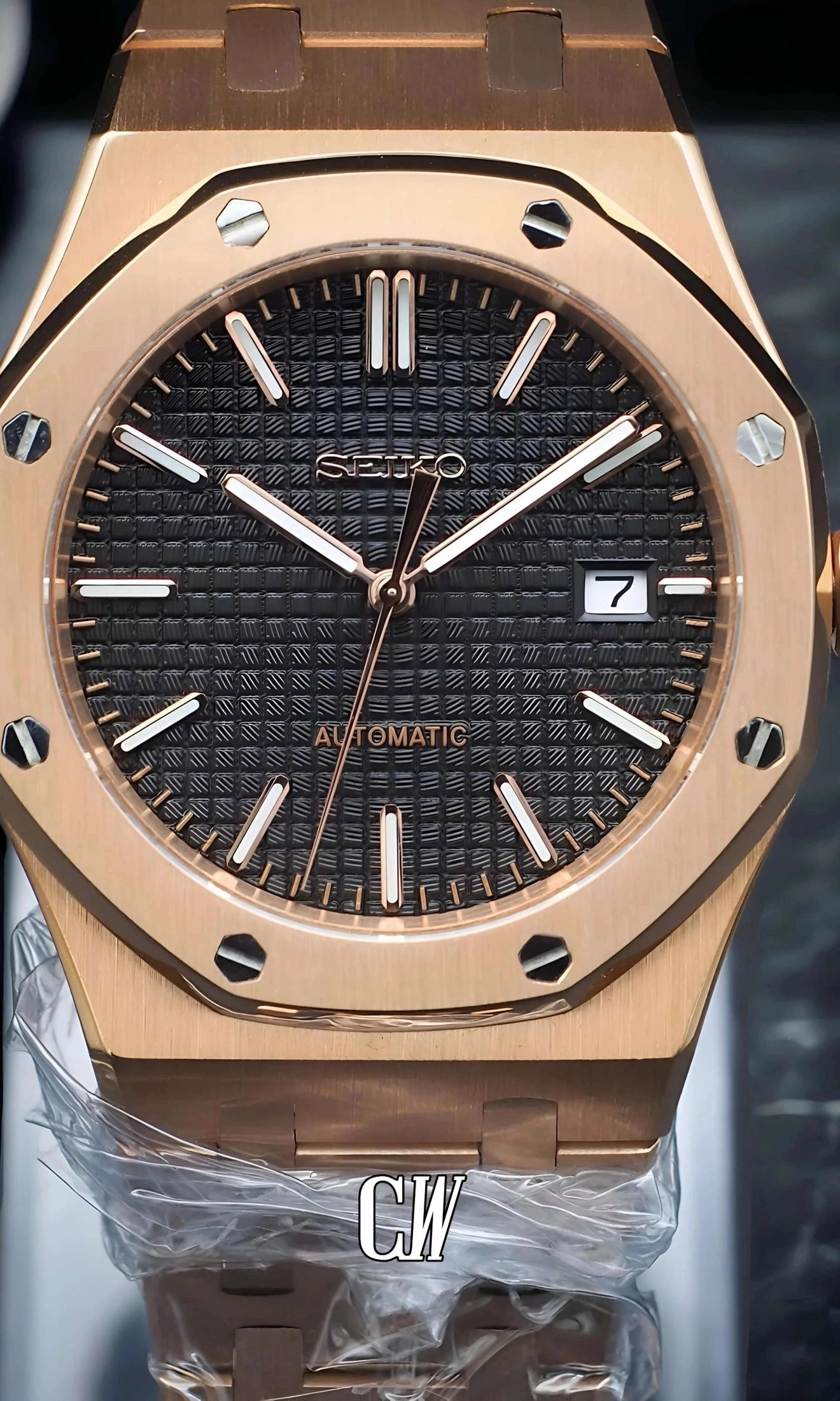 Mod Royal Seikoak watch 'Rose gold' - Circa Watch Labs