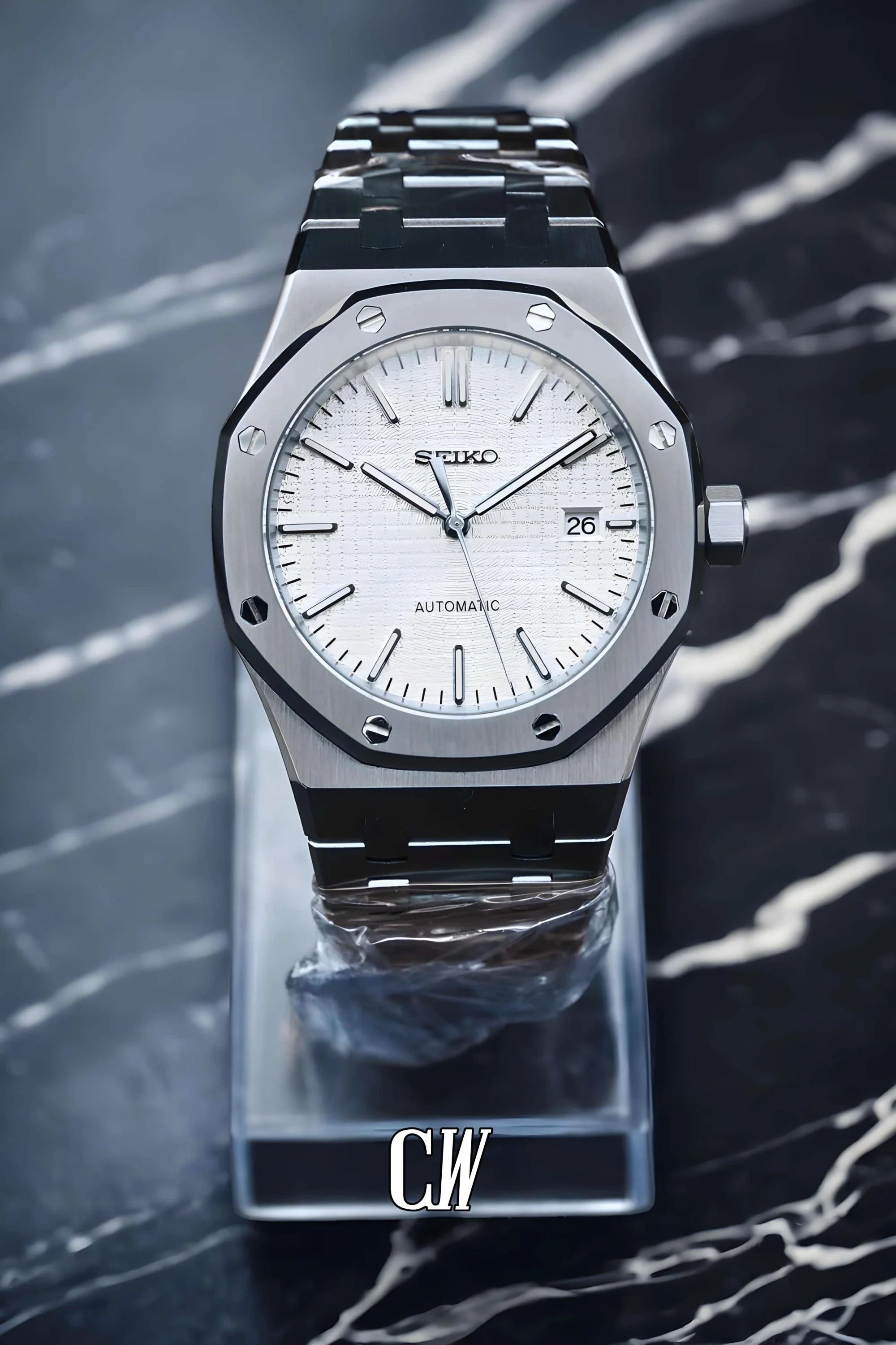 Mod Royal Seikoak watch 'white' - Circa Watch Labs seiko mod