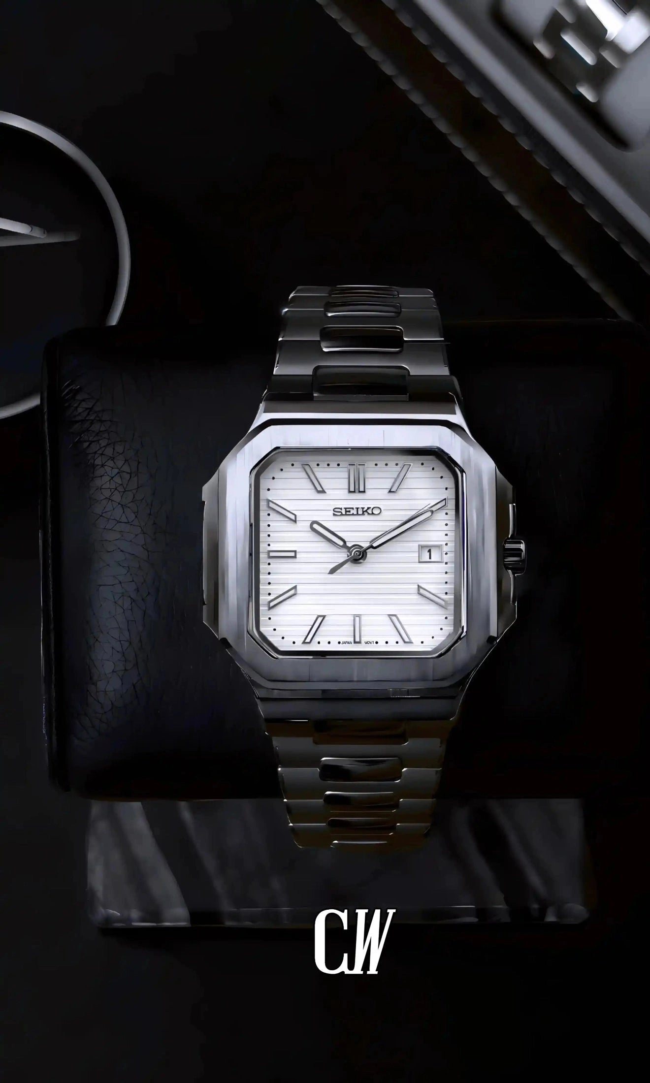 seiko mod Seikocubitus mod watch white