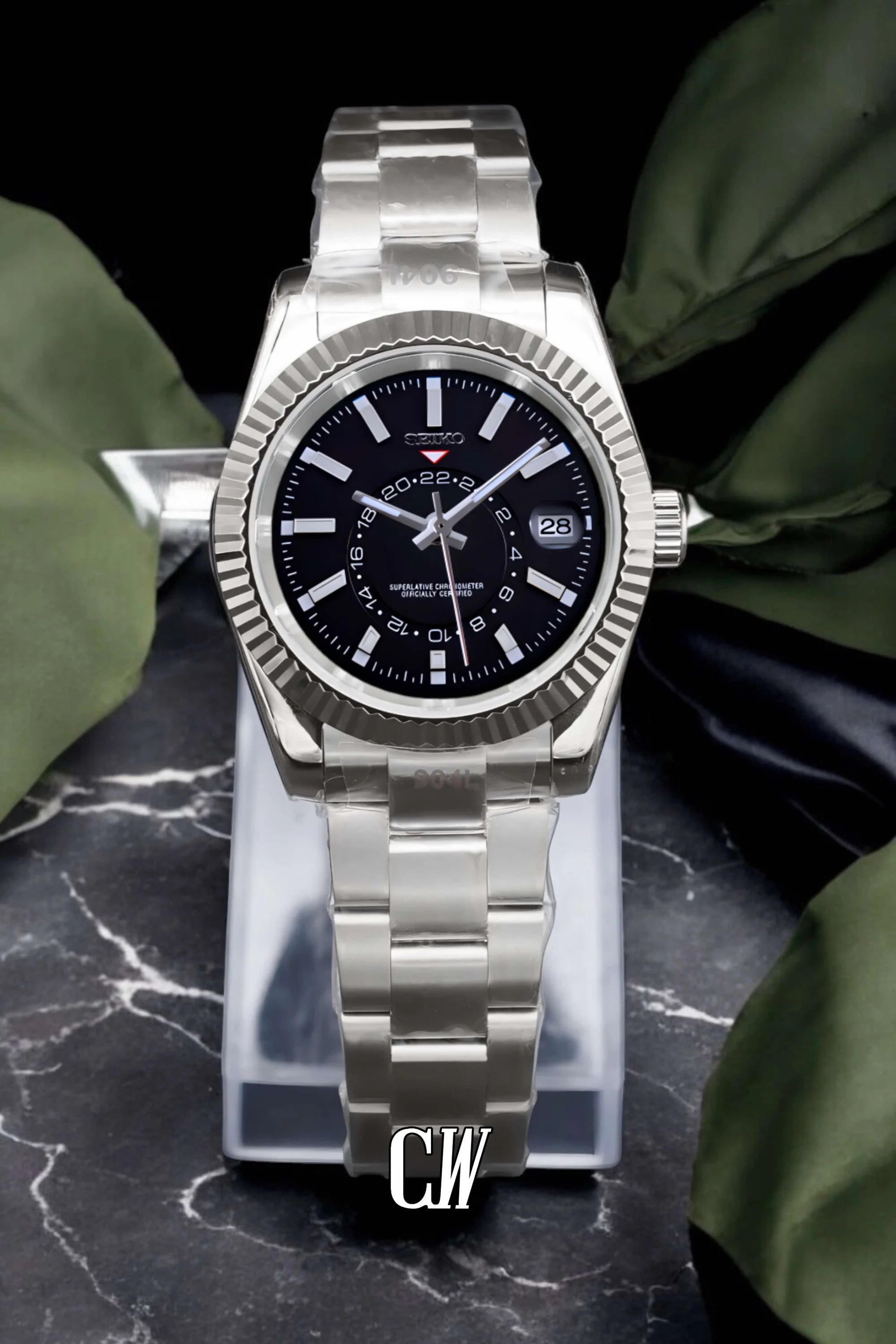 Seikojust mod skydweller watch black - Circa Watch Labs