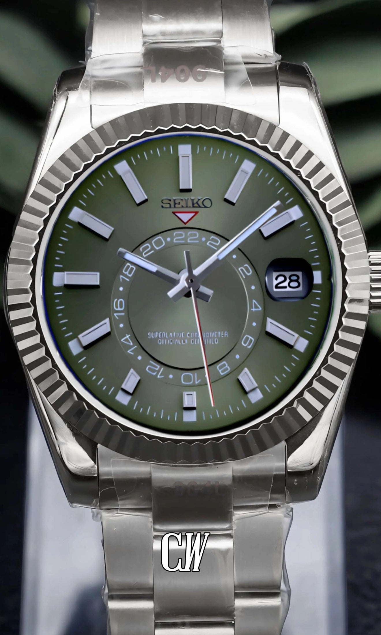 Seikojust mod skydweller watch olive green - Circa Watch Labs