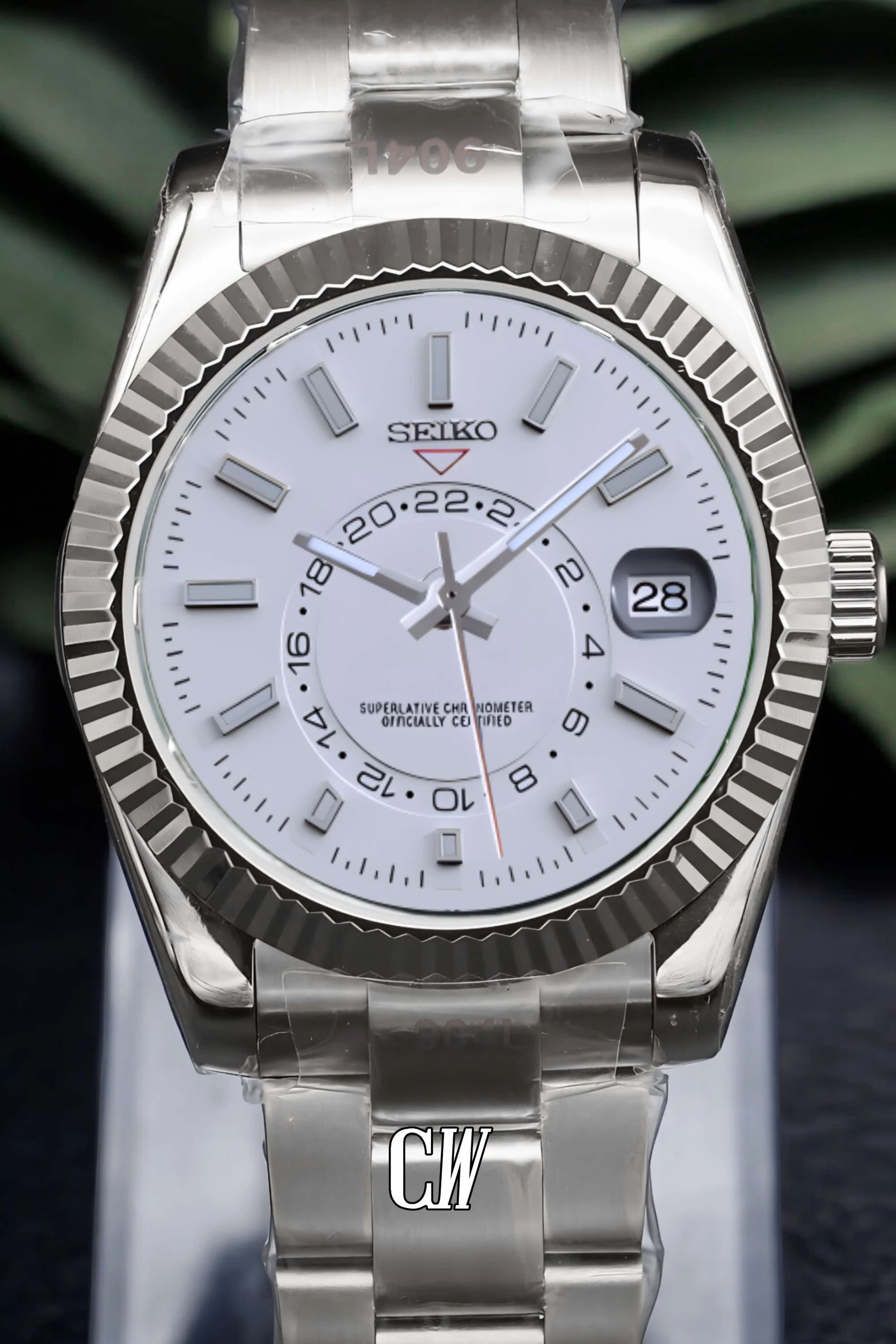 Seikojust mod skydweller watch white - Circa Watch Labs