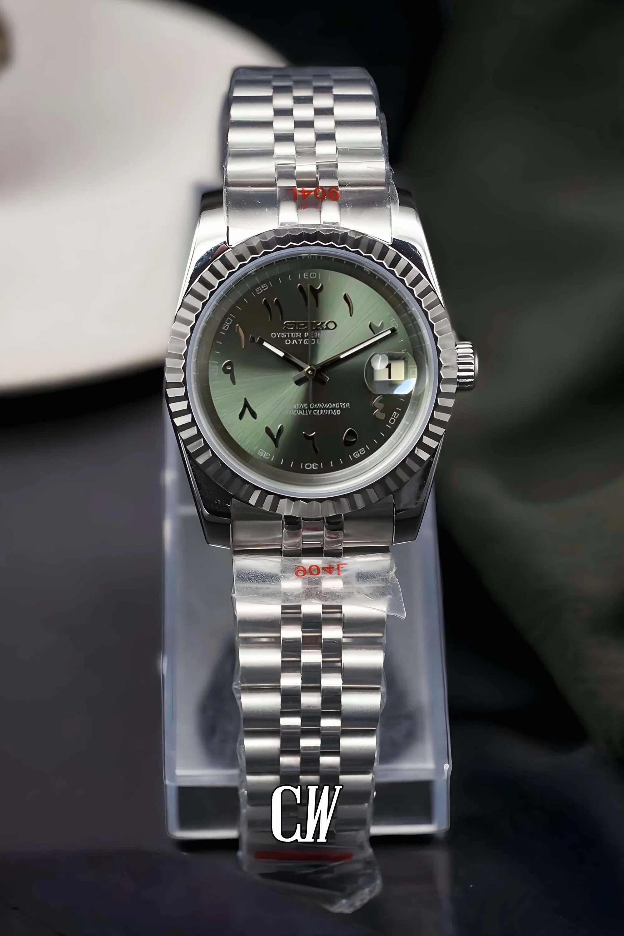 Seikojust mod watch 'arabic olive green' - Circa Watch Labs