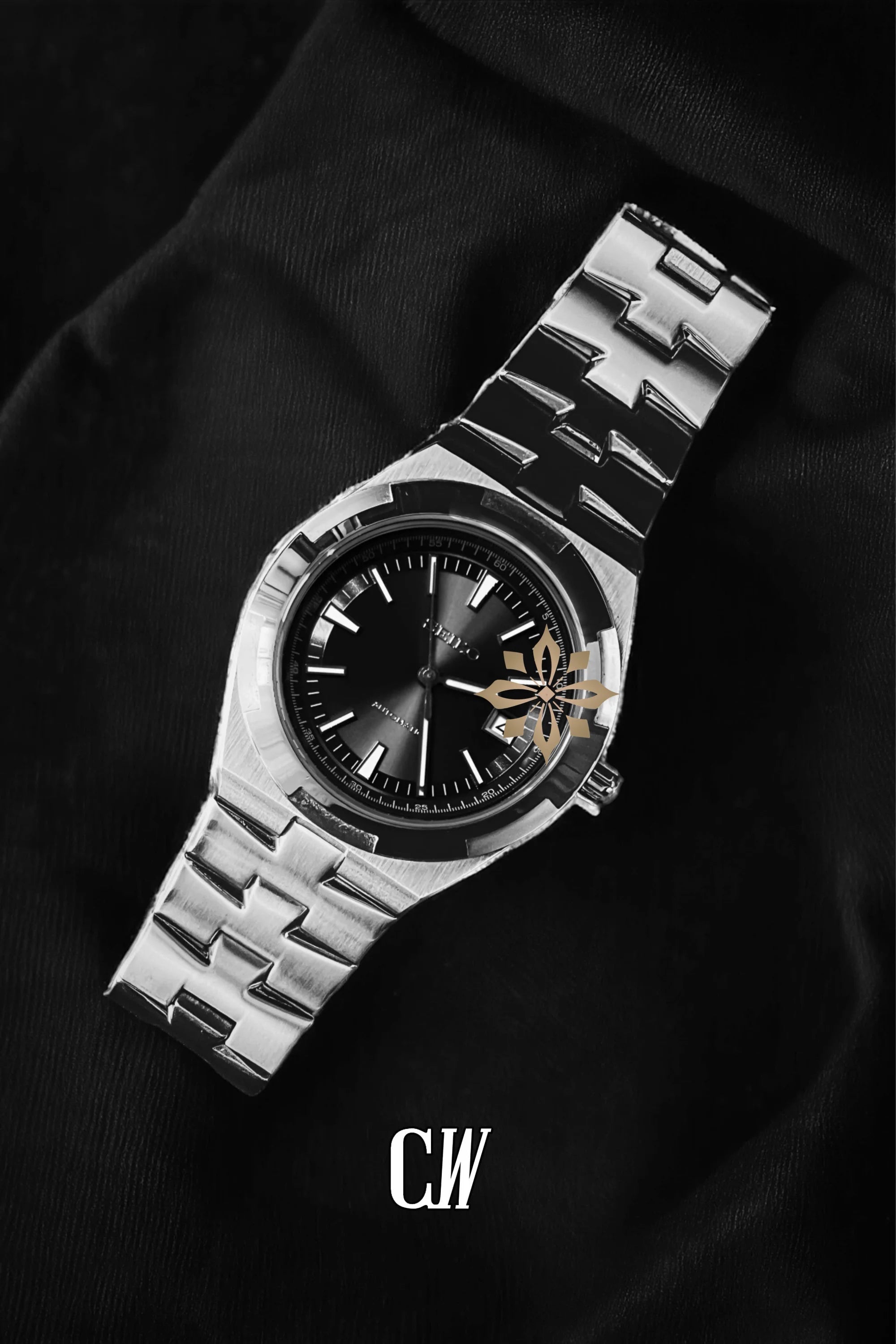 Seikoverseas mod homage automatic watch - Circa Watch Labs seiko mod